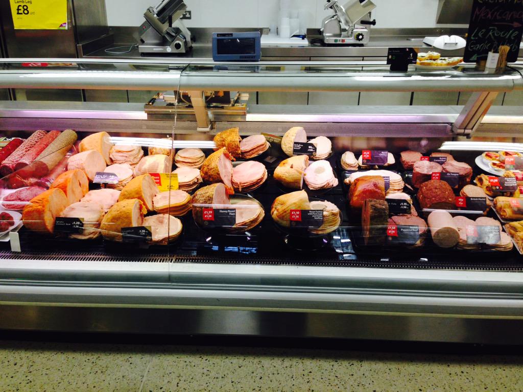 Tescobmenadeli's tweet photo. New look to some of our favourites in store #puttingcustomersfirst http://t.co/vOT7XXmLz3