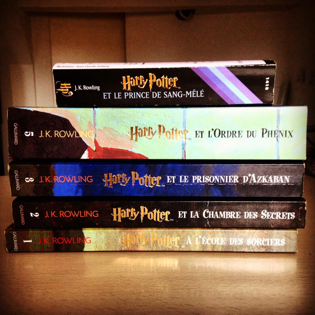 Flaviie67's tweet photo. • Trouvailles du jour pour agrandir la collection 😍😍 #EnModeHappy #Book #HarryPotter #Potterheads #Collection http://t.co/kZzGhhPGXX