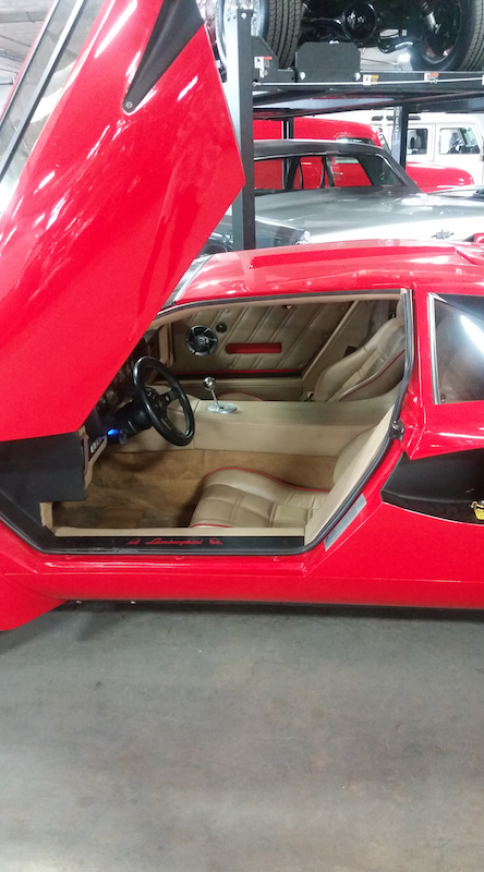 WWVintageAutos's tweet photo. This #lamborghini is sick! http://t.co/p9D2edkElB http://t.co/NK6pFma99e