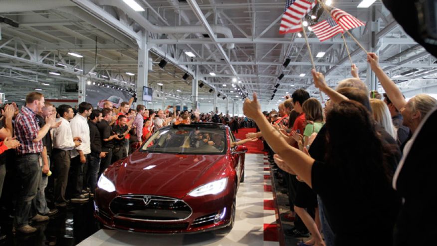 gregoryhenders's tweet photo. Tesla Buys A Company In A State Where Its Barred From Selling Cars #Gadgets http://t.co/ACX071kyLi http://t.co/GLEaAja8rC