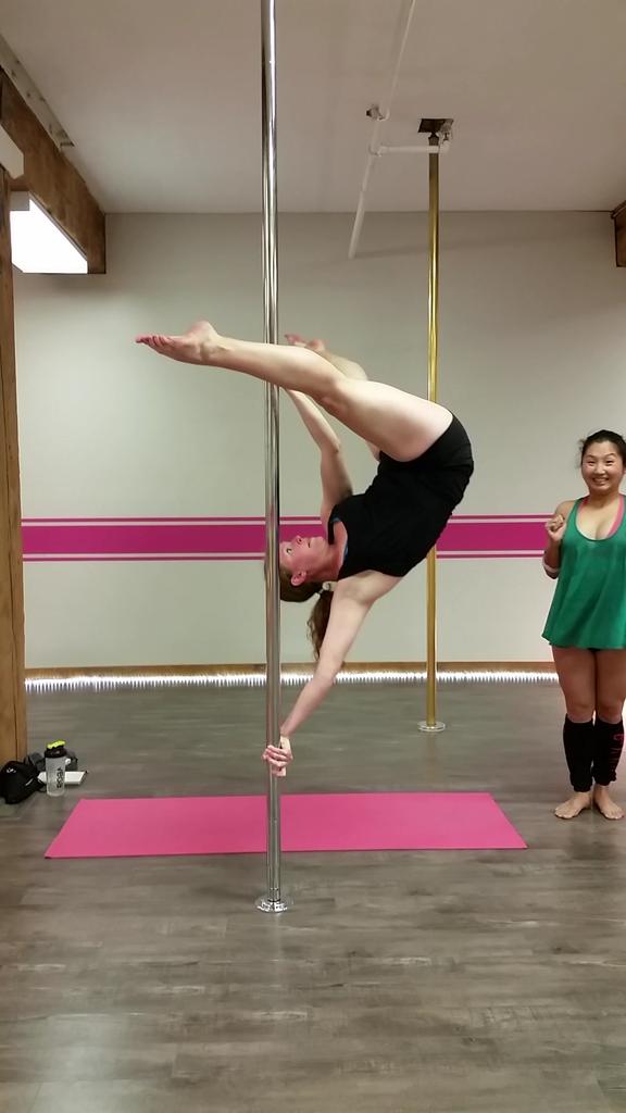 MalloryLinda's tweet photo. Last night this happened in #advancedpole at @tantrafitness! First time holding a #handspring! &amp; it happened twice! http://t.co/Z39W6FX8kO
