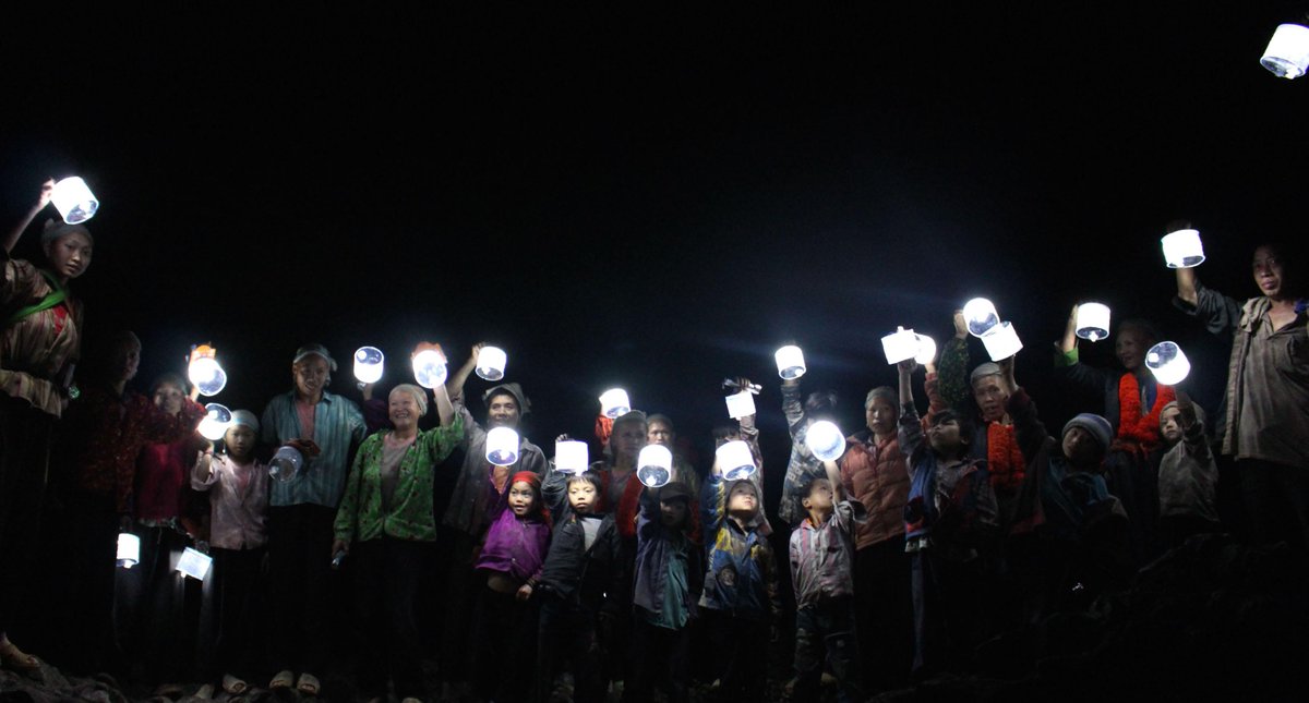 MPOWERDInc's tweet image. We donated 1200 #solar lights to #Nepal w/special thanks to @ByondOrg, @GlobalPeaceFoun, &amp;amp; @rotary taiwan!
