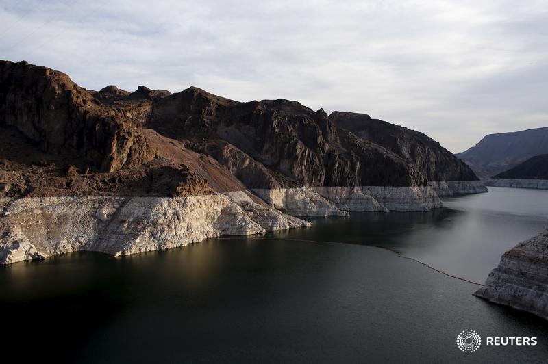 Reuters's tweet image. A prolonged drought causes depleted water levels at Lake Mead in Nevada. Editor's Choice: reut.rs/1ImsHzi