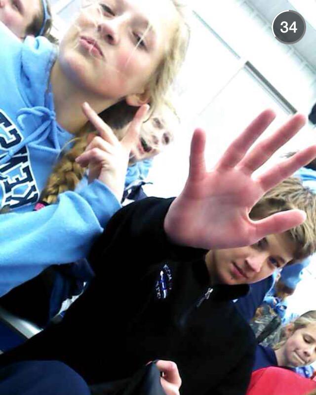 Happy birthday Sam! Wow ur finally15 Goodluck with urAP test and 3200
best regards:
Sandra Oh, Deandra, Sweet D, etc. 