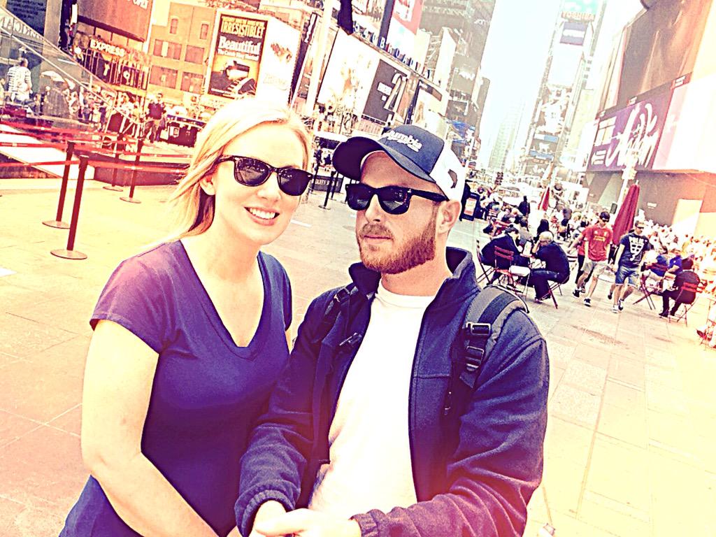 mikey_baha's tweet photo. I❤️NY #newyorkcity #timesquare #vacation @erinbemery http://t.co/NxH2MlQuUJ