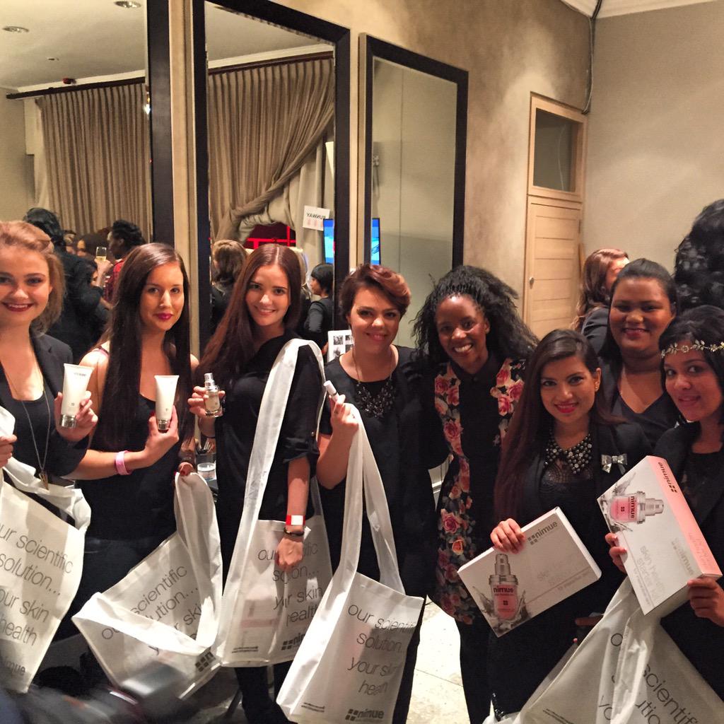 NimueSkinInt's tweet photo. Makeup artists know about beauty, and skincare! #nimueSkin #RCFS2015 cc @RedCarpetCT @MathapeloK_ http://t.co/rCZLGqv81n