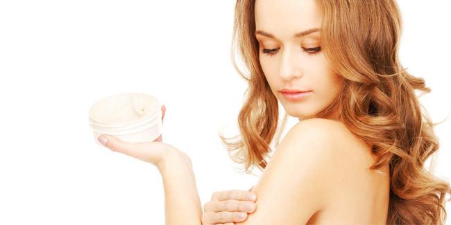 NewBeauty's tweet photo. What should be applied first: SPF or body lotion? Find out here: http://t.co/NVLW5JK8eU http://t.co/UtantBzZU3