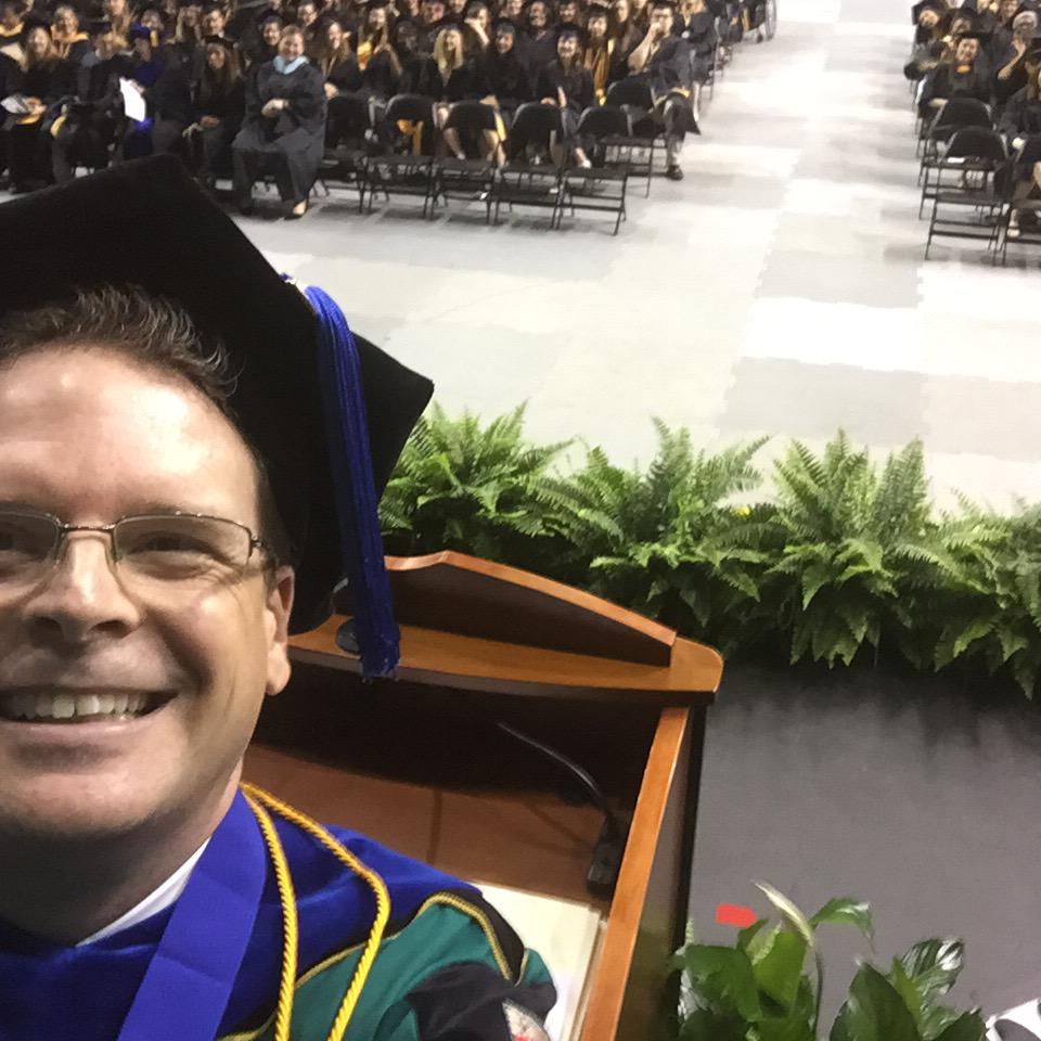 JimHinterlong's tweet photo. What a blast! Great #VCUSSW2015 graduation! #DeanSelfie http://t.co/IcaOmcn2cz