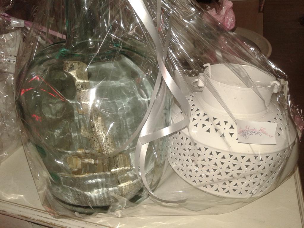 Plotseling...heel spontaan.zitten we op 1500 likes!! Hartelijk dank volgers.onder de likers verloten we zo'n gaaf set