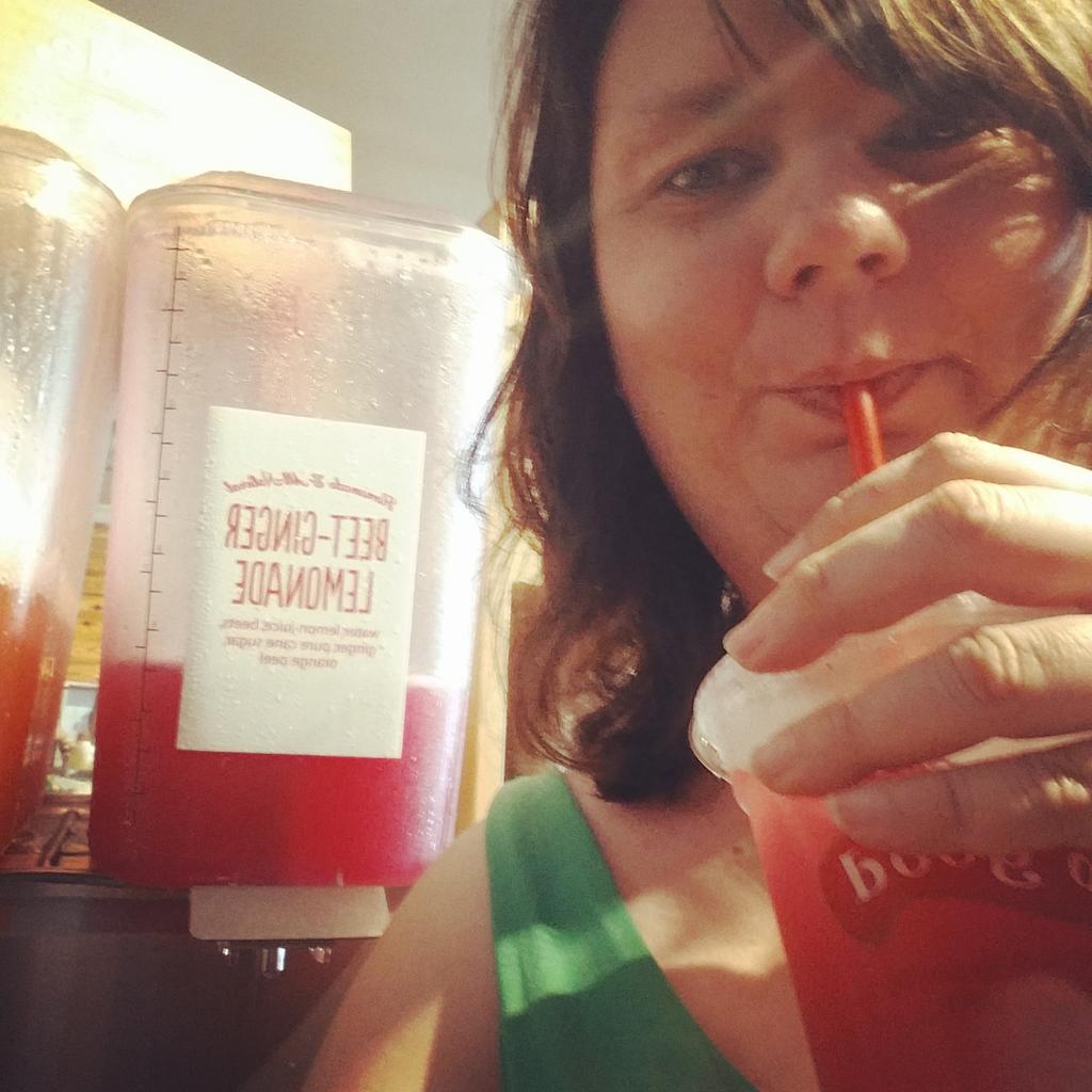 kel_o_watt's tweet image. Beet ginger lemonade. I couldn't resist. Also FREE lunch from @b_good_  on my Birthday #welcometo40 #i &amp;lt;3beets