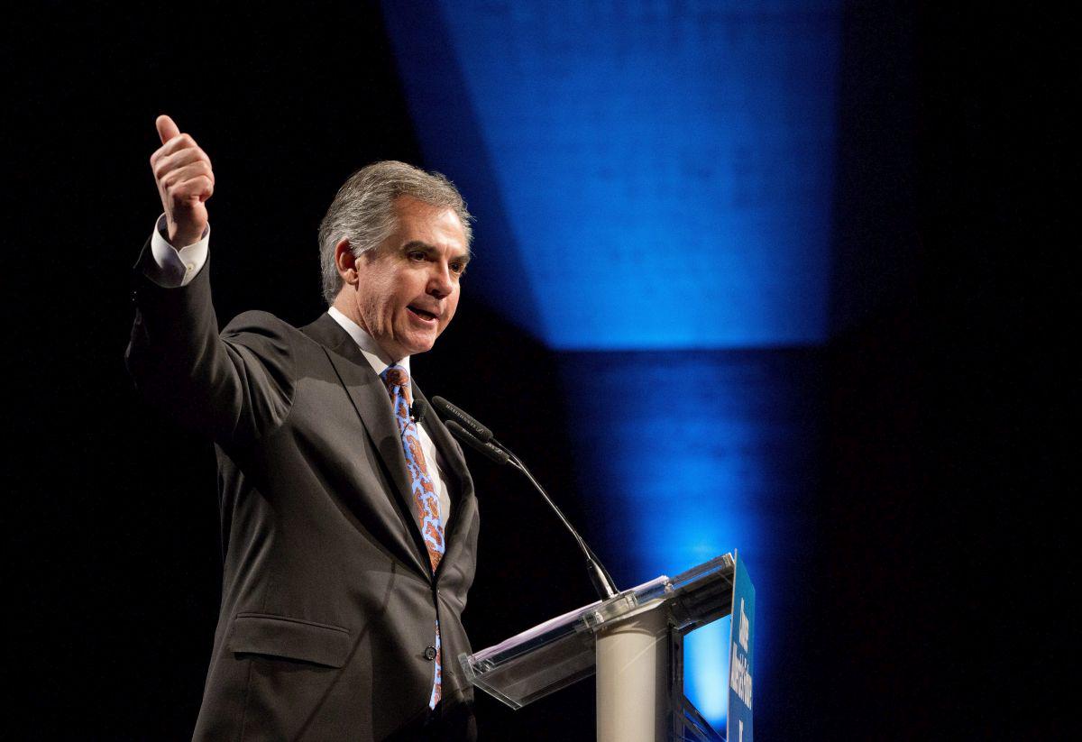 GlobalCalgary's tweet photo. Jim Prentice should pay for $250K Calgary byelection, says taxpayers group http://t.co/76WpG905jn #abpoli  #yyc http://t.co/lilF6HlS4M
