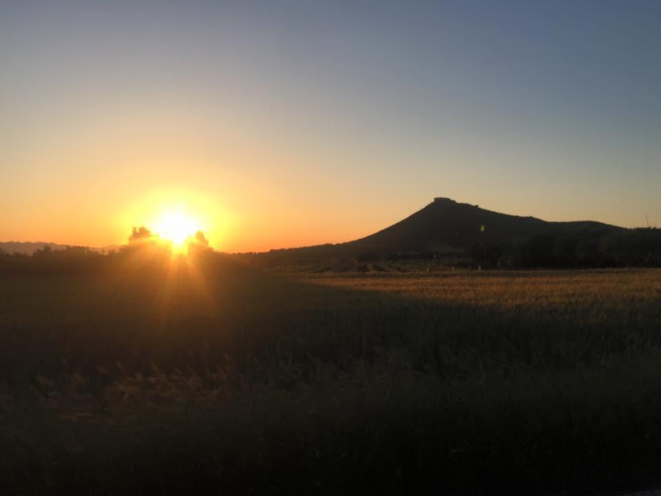 Unidos_Sardegna's tweet photo. โ@MAURO_PILI: Tramonto di #Sardegna - Campidano di mezzoโ #sardolicesimo #sardiniaconnection http://t.co/hfu0HdsLEu