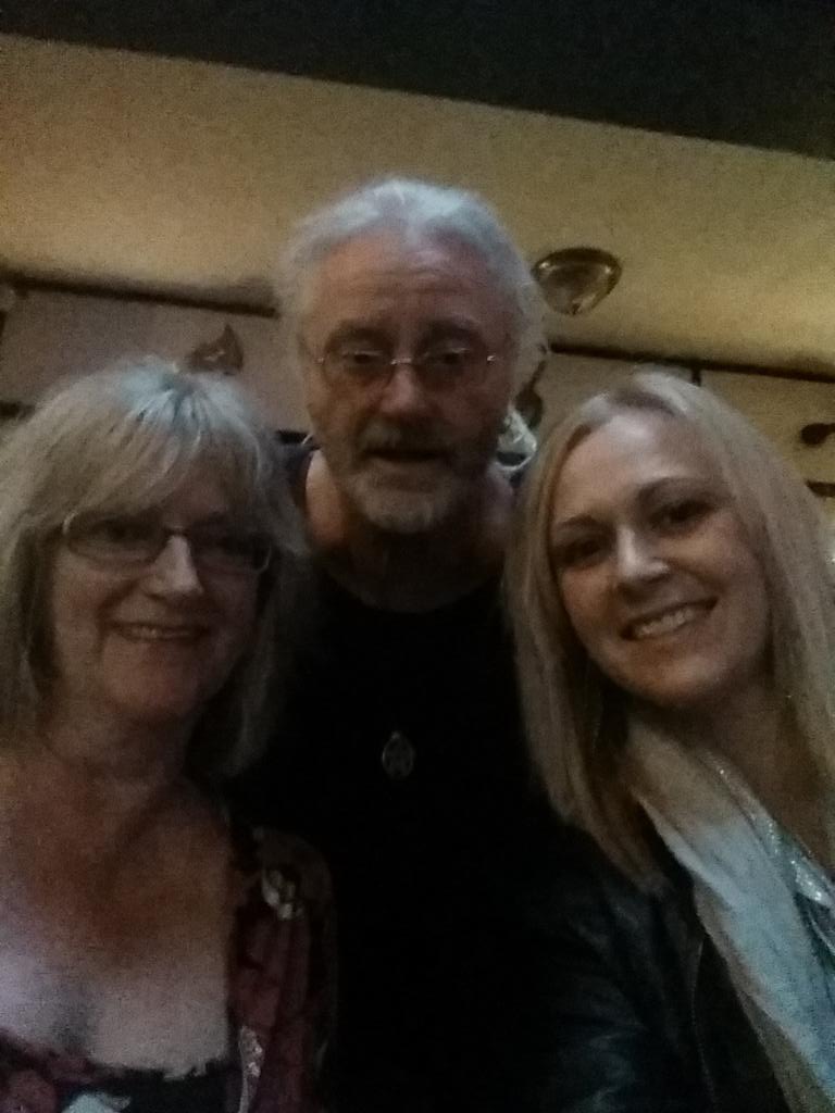 Diva_DaisyChain's tweet image. Me and my second rents! #toasterlove
