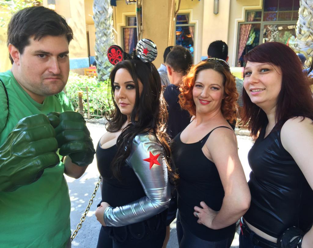 SuperheroDayDL's tweet photo. The Hulk @JustinDaube hulks out at our first ever #superherodaydl #SuperheroDay http://t.co/K23qKk3mZf