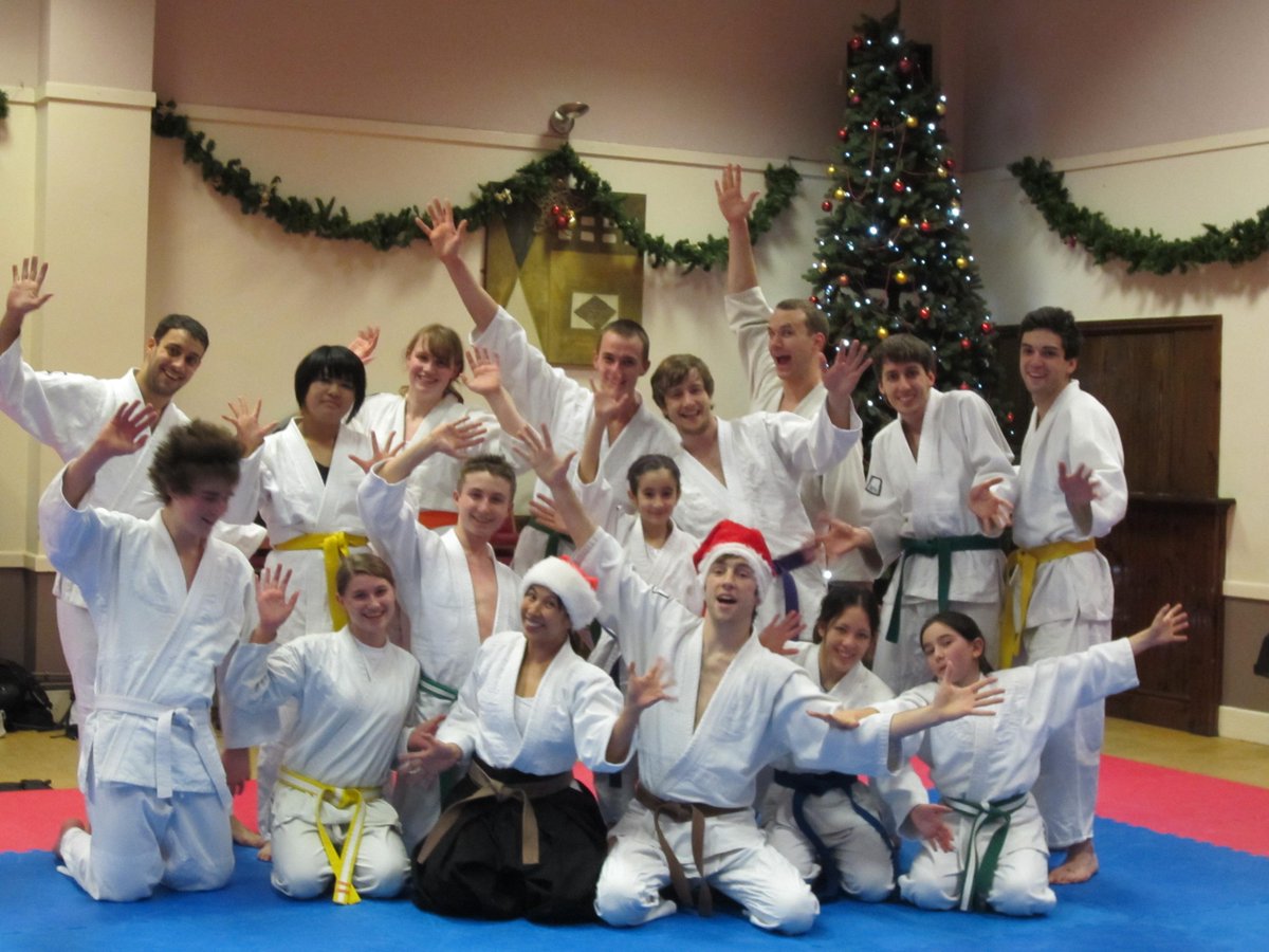 SheffieldJitsu's tweet photo. Sensei Anna Hunt started the club in 2011. 4 years on and still strong! @jitsufoundation #ThisGirlCan http://t.co/uZW3xAStEL