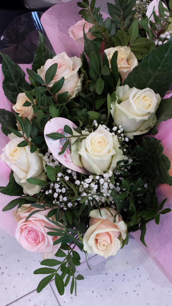 Today we visited a.o. #penny in @Kleve in germany for the dutch quality rose #mothersday bouquet with a.o. #Talea+