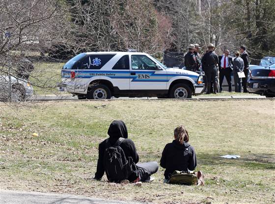 copsoncampus tweet picture