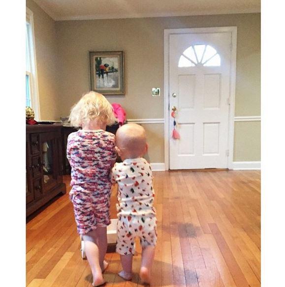 skylarlunapj's tweet image. Sibling love in Skylar Luna. 💛💚💙
RP: @amommyinthecity instagram.com/p/2bac_UHsWl/?…