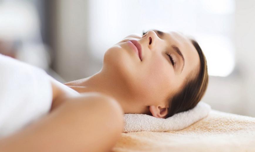Deals4GL's tweet image. Up to 80% Off 2, 4, or 6 #Fraxel Treatments @Allure_Cosmetic of #BeverlyHills ow.ly/MyTqU