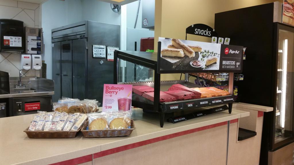 We are ready for our guest to come in and grab some snacks for a movie night. <a href="/StaycRod/">Stacy Garza</a> <a href="/Jennings_Randi1/">Randi Jennings</a>