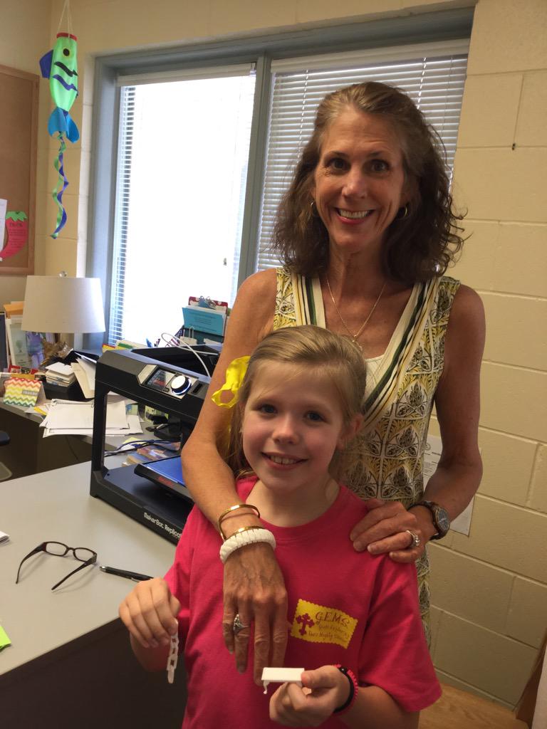 VHECLIBRARY's tweet photo. The students are excited about future possibilities with #3Dpining. @humphrieseight #vhectech #vheclibrary http://t.co/VSSrGMX6xt