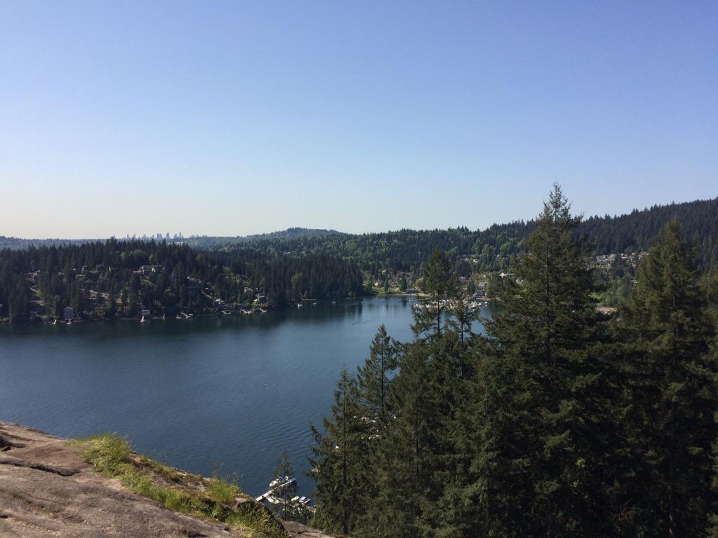 JennMctavish's tweet photo. ☀️ is out &amp; I'm hyped to get preriding the North Van #BCEnduro @MuscleMLKCAN @RydersEyewear @rockymountain http://t.co/HQqDrxvF0t