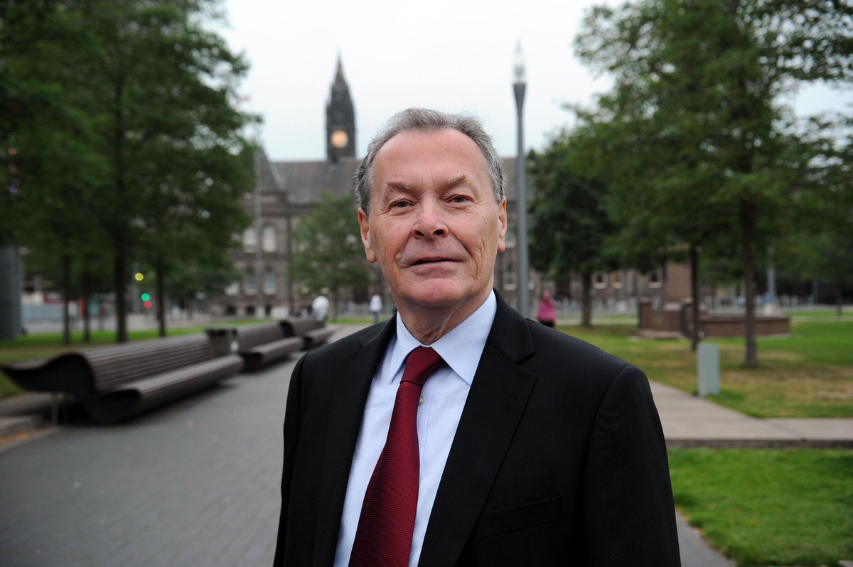 TeessideLive's tweet photo. .@DaveBudd4Mayor has been elected Middlesbrough Mayor http://t.co/iMxIgXV4Fx http://t.co/ms3MtJR2kY
