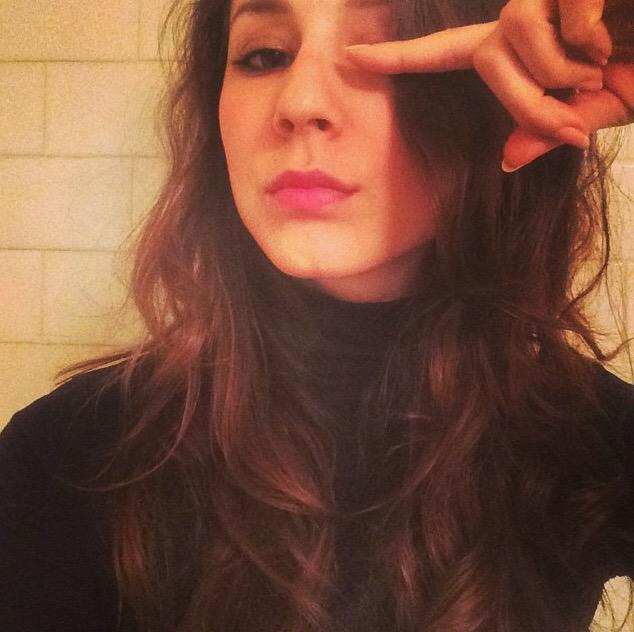 PLLBITCHESSS's tweet image. Who is the smartest ? 
RT FOR MONA 
FAV FOR SPENCER 
#PLLIsOurDrug #PLLisLife ☺️💕