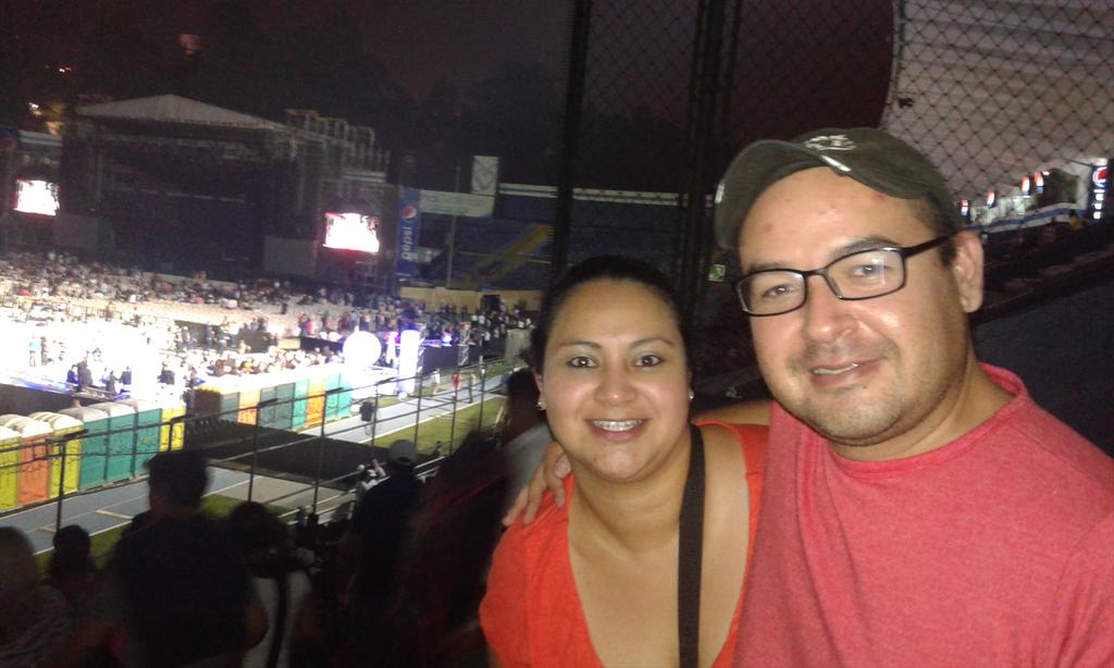 Con @analuchygomar listos para ver a <a href="/Ricardo_Arjona/">Ricardo Arjona ®</a> y el #ViajeTourGuatemala
♥♡♥♡♥♡♥♡