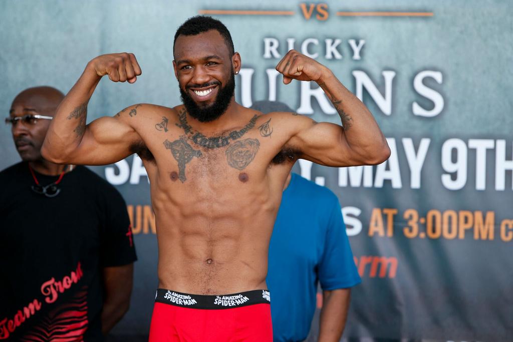 BoxingSpeaks's tweet photo. @NoDoubtTrout  trimmed &amp; lean. He's ready.
 Photos From Esther Lin/PBC on CBS http://t.co/A1uyudTbJz