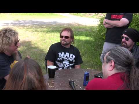 _MusicStory's tweet photo. SAMMY HAGAR Recalls Day RONNIE MONTROSE Committed Suicide #music http://t.co/CTl78ewqaD http://t.co/ZCTfkRdEV2