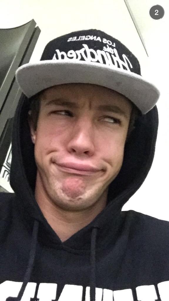 CamDallas_G tweet picture