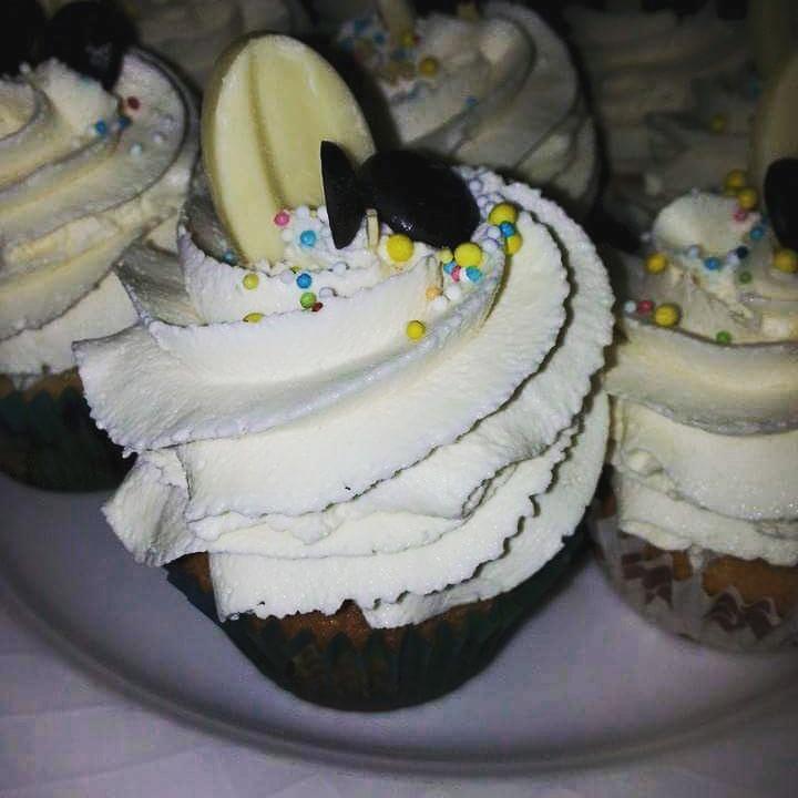 Cupcake dos chocolates...hasta agotar existencias #chocolate #cangasdelmorrazo