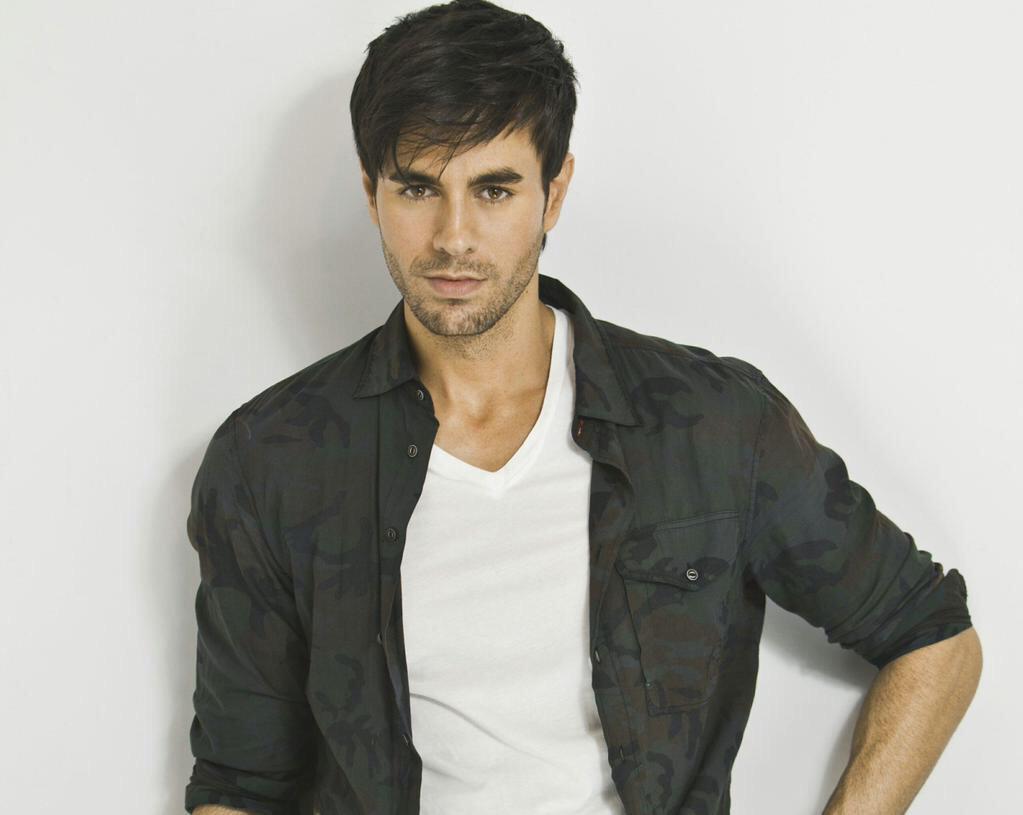 Happy Birthday Enrique Iglesias    40 & still looking fine as hell 