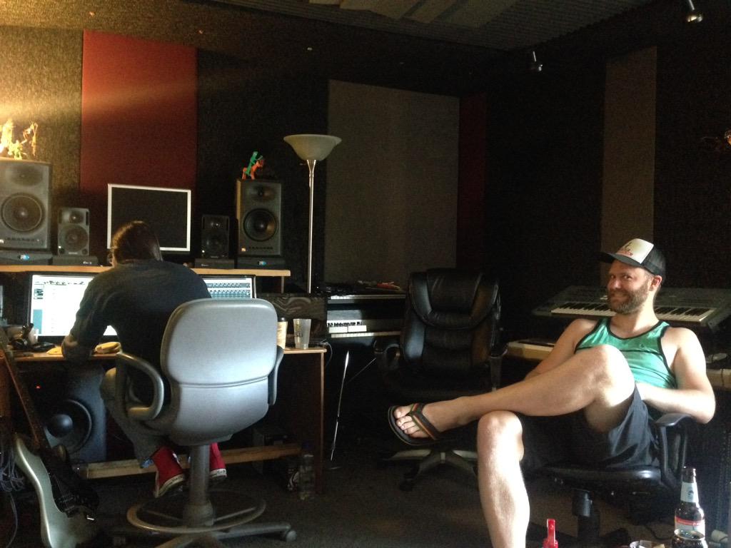 WildBillPDX's tweet photo. "oOh- why hello, ladies" -Omar Cripps http://t.co/QaLwxyQfIL