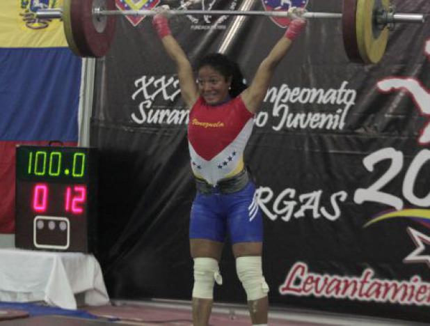 YVKE_Mundial's tweet photo. María Sierra sumó otro oro para Venezuela en Panamericano Juvenil de Pesas http://t.co/saJZPwIMqX http://t.co/Zh6IsrgBhN