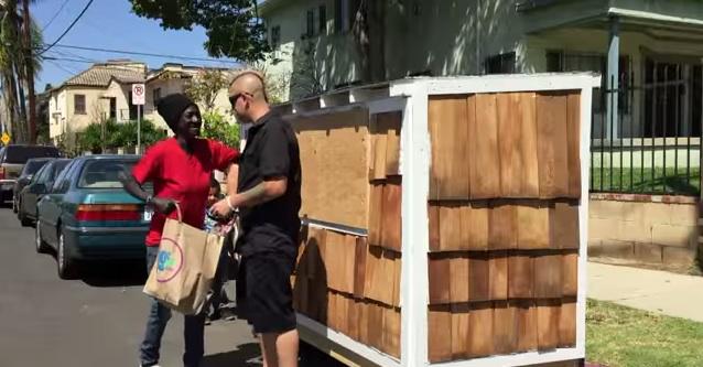 This Man's Starting A Movement To Build Tiny Homes For The Homeless bit.ly/1IX8HlH