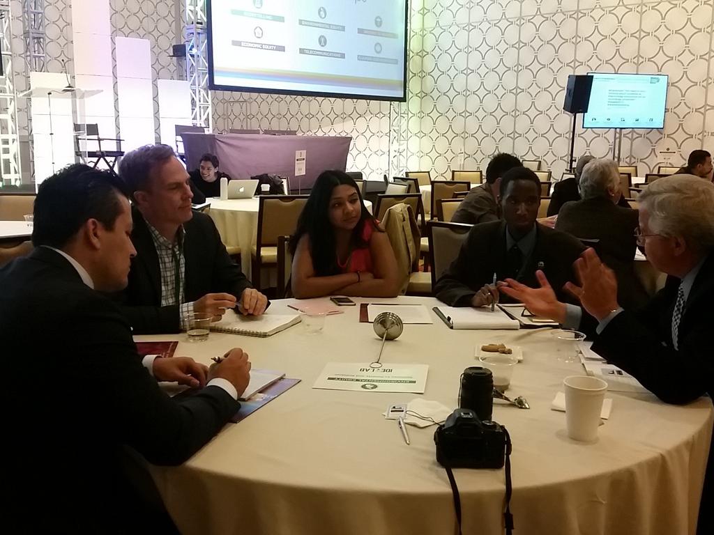 ValleyGREENJobs's tweet photo. Environmental Equity #IdeaLab2015 #DiversityTrending http://t.co/7ppJ3C5VfP