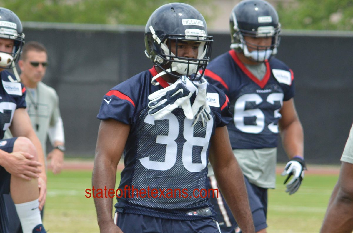 PatDStat's tweet photo. #Texans runningback Kenny Hilliard today at Rookie-Mini Camp. #LSU http://t.co/9BnZ8UCec9