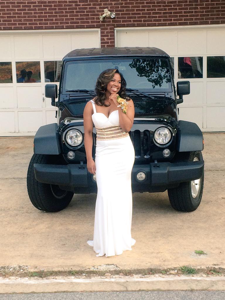 DekalbProms's tweet photo. Nice 🙌🏾😩 http://t.co/WpKdEQL9iJ