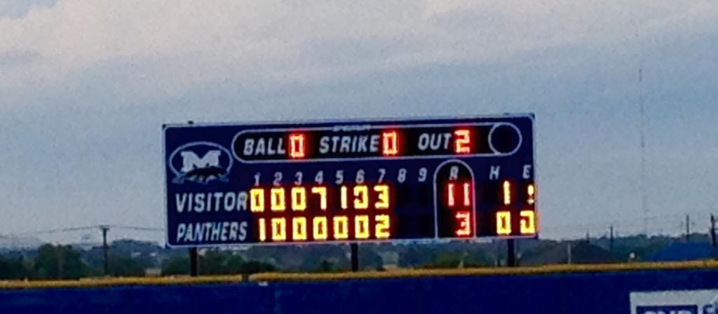 nesagrider's tweet photo. Jags take home the win!!! On to next round with @chanhoagland and the jags! #flomotakestate http://t.co/brpnBwWrFs
