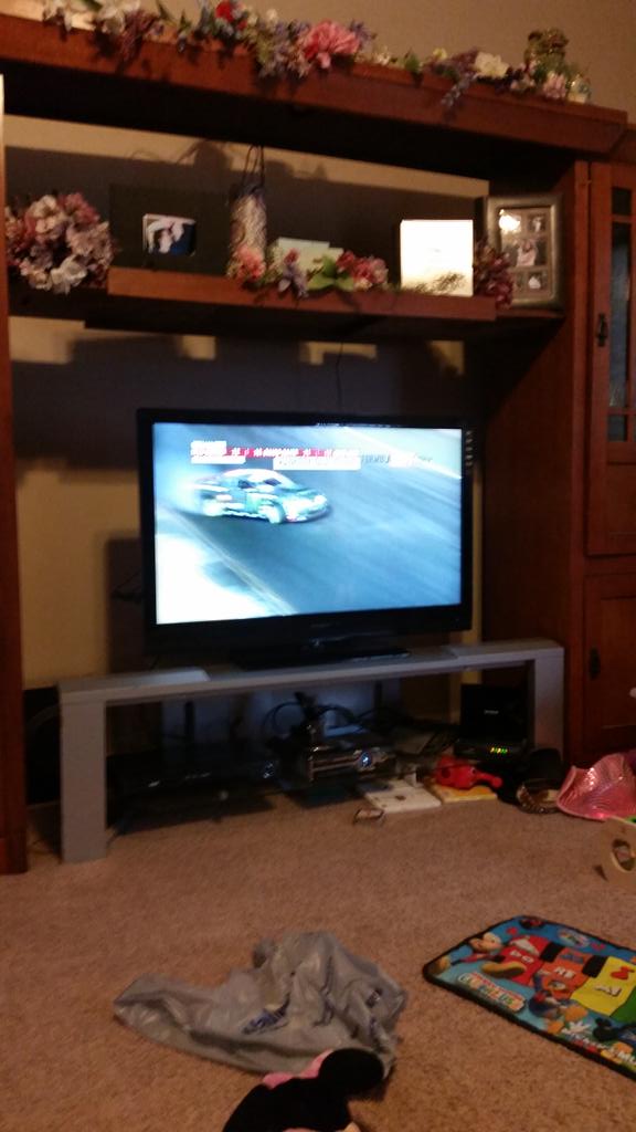 mersman454's tweet photo. Watching #FDATL http://t.co/dWGI8VC9ab