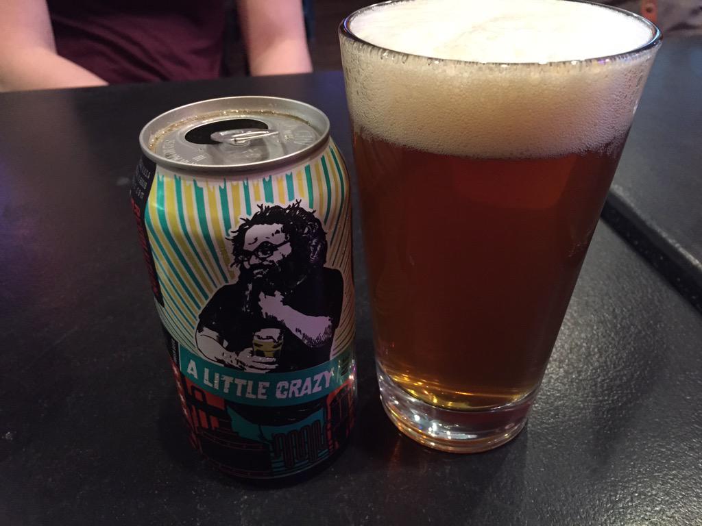aub_we's tweet photo. Chicago Beer time!!! http://t.co/BW0riYBmQ5