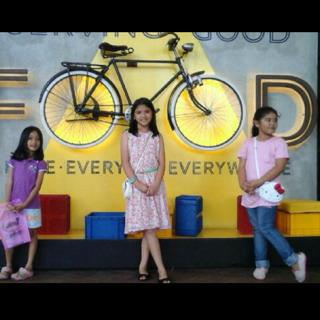 InaMilene's tweet image. Mall sumarecon