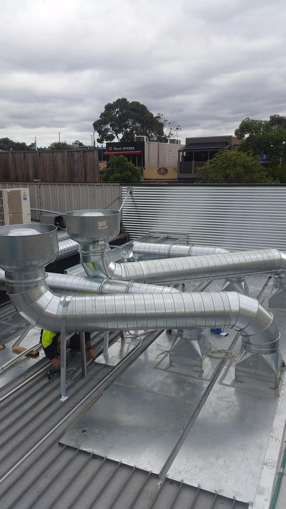 xtracta_au's tweet photo. Get duct! We got duct!!! http://t.co/6YHTnadAN1