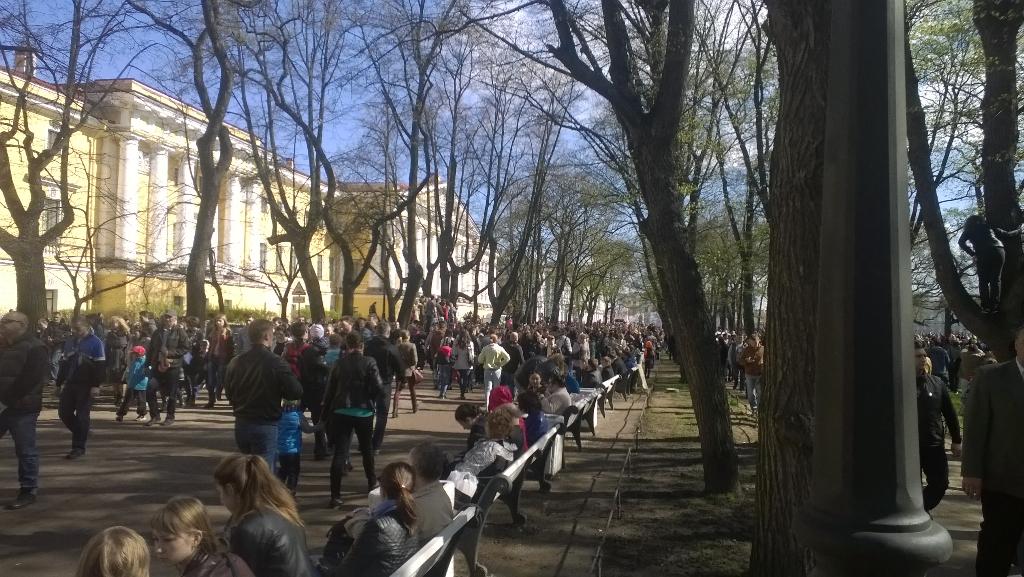 MaximSadkov's tweet photo. #парадробеды http://t.co/tyO9SDunT0