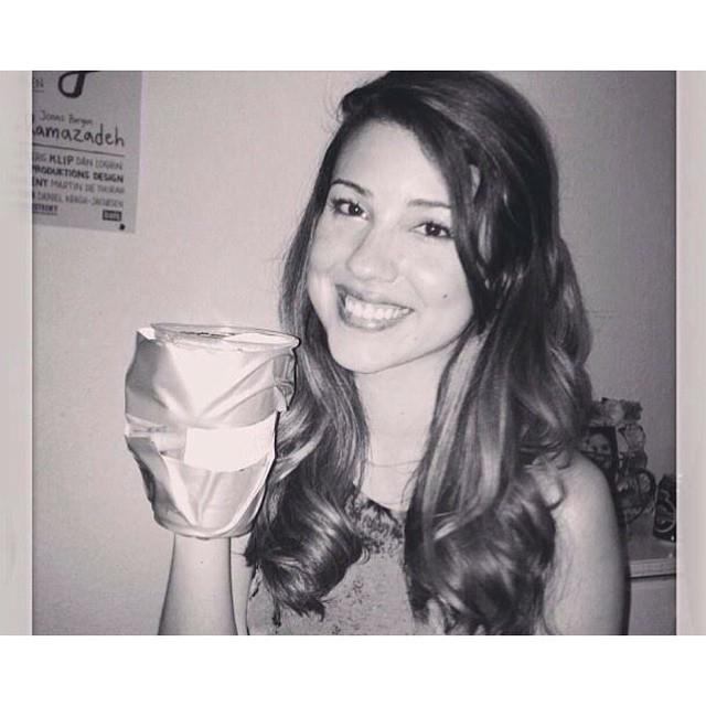 In 2013 I had long hair and played Edward 40hands http://t.co/0vspCUVKIP http://t.co/ldCwWvz2p1<a href="/tag/tuftsofmuff"class="tags"><span>#tuftsofmuff</span></a>