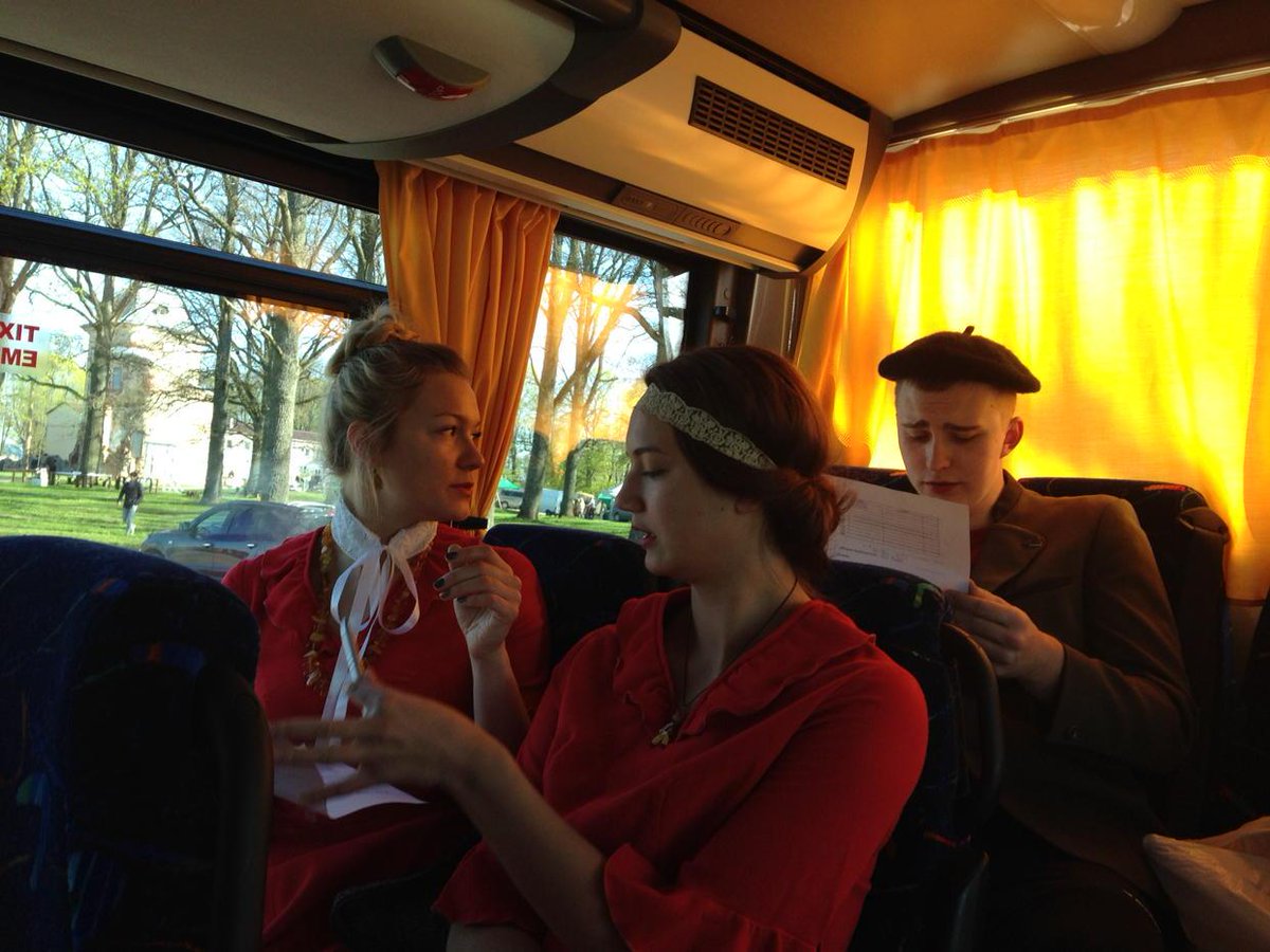 LiepLiig's tweet photo. @TDAGauja dodas Raiņa un Aspazijas Laivu maršā! @laivumars http://t.co/KDz55ZvWuc