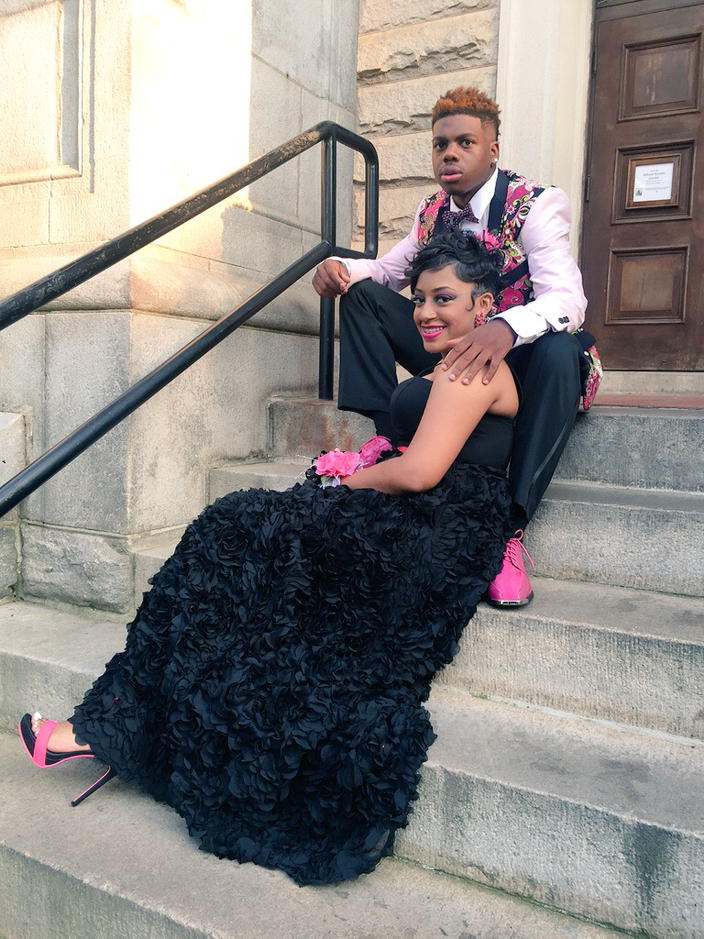 DekalbProms's tweet photo. Her dress is gorgeous http://t.co/D9ZtpfqCv4