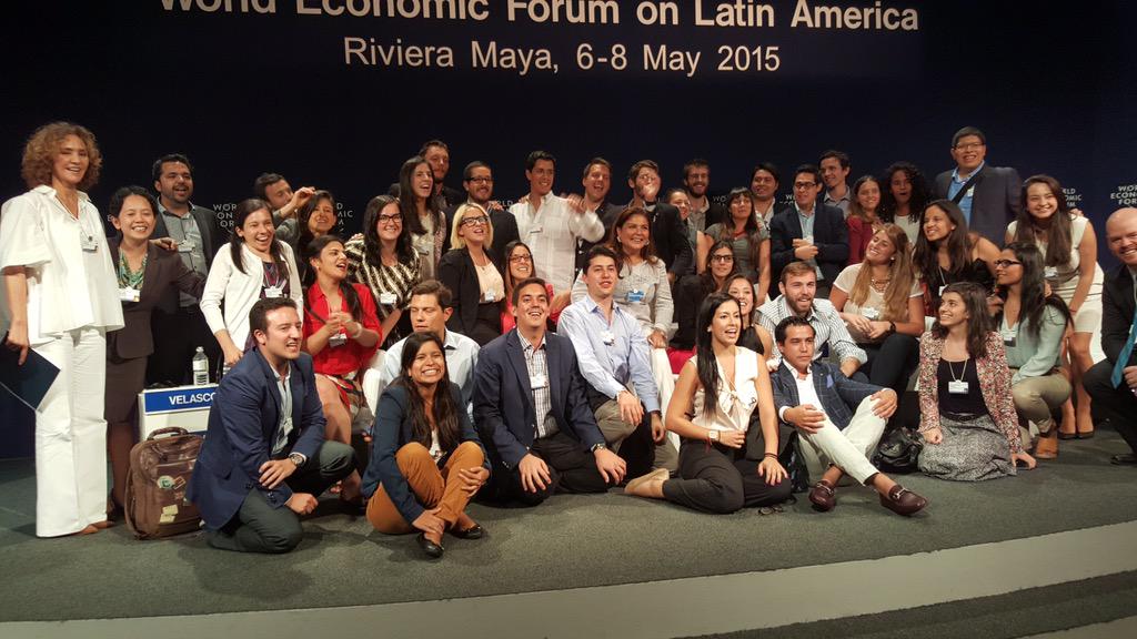 angelicafuentes's tweet photo. Los jóvenes están moldeando nuestro futuro, enfocándose en ser mas para hacer mas. @GlobalShapers #WEFLaTam http://t.co/Wl9iNHZMIu